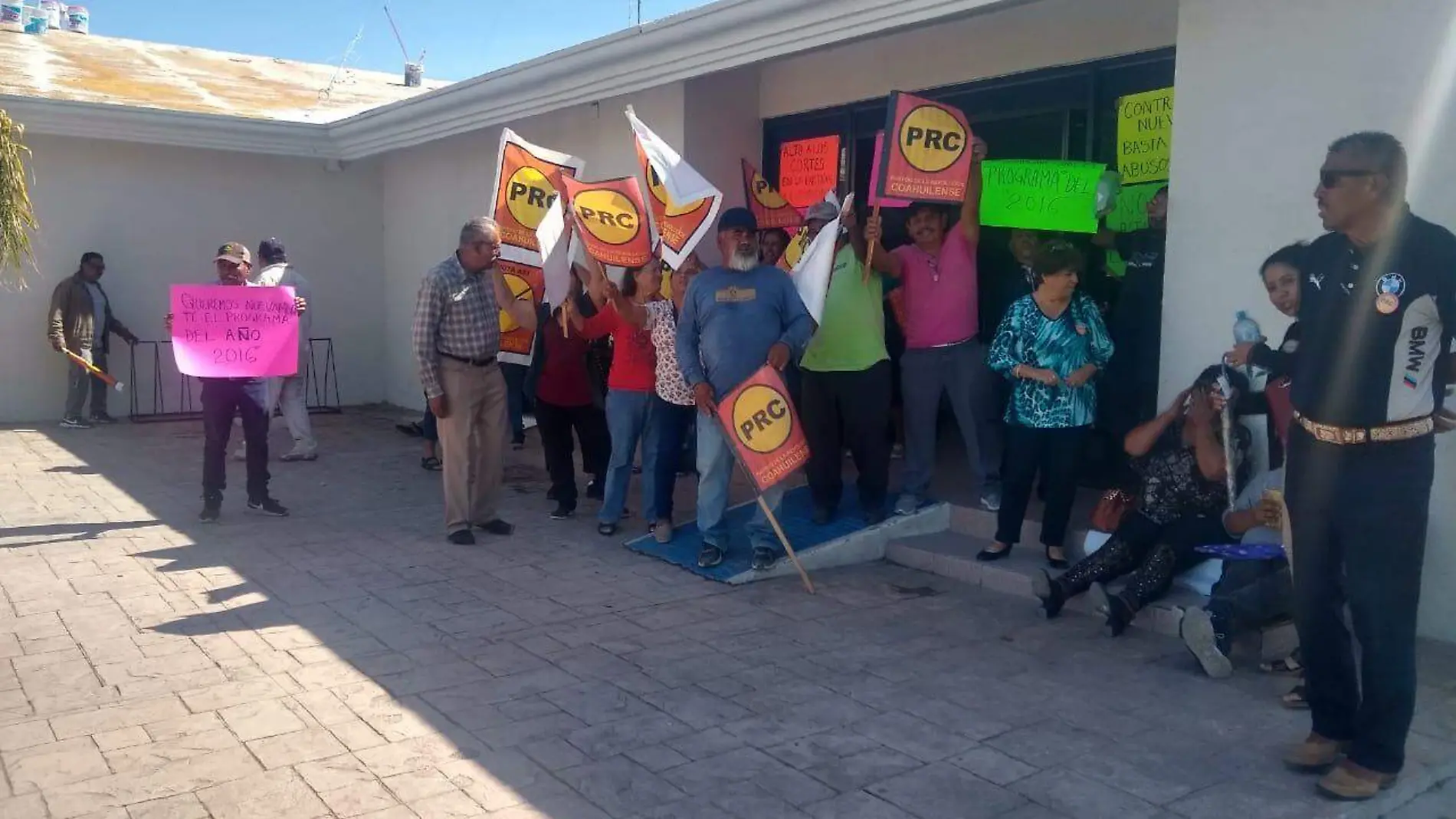 34 PIDEN FRENAR ABUSOS DE LA CFE1